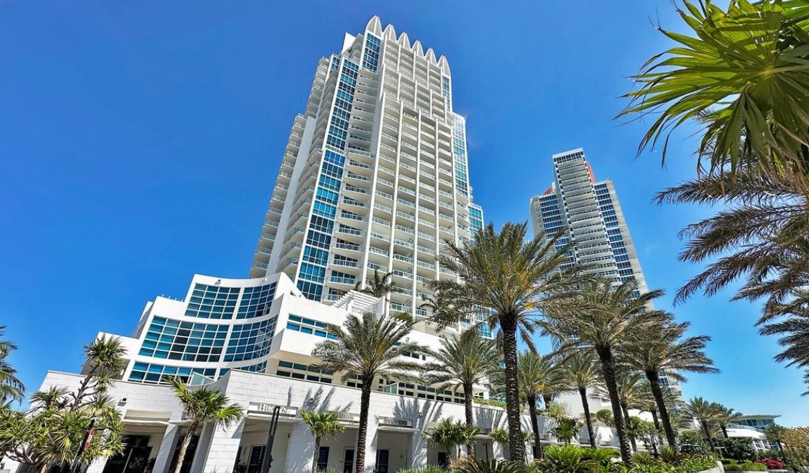 Image of highrise buildings